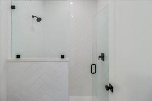 Ensuite Bathroom, 1st Floor