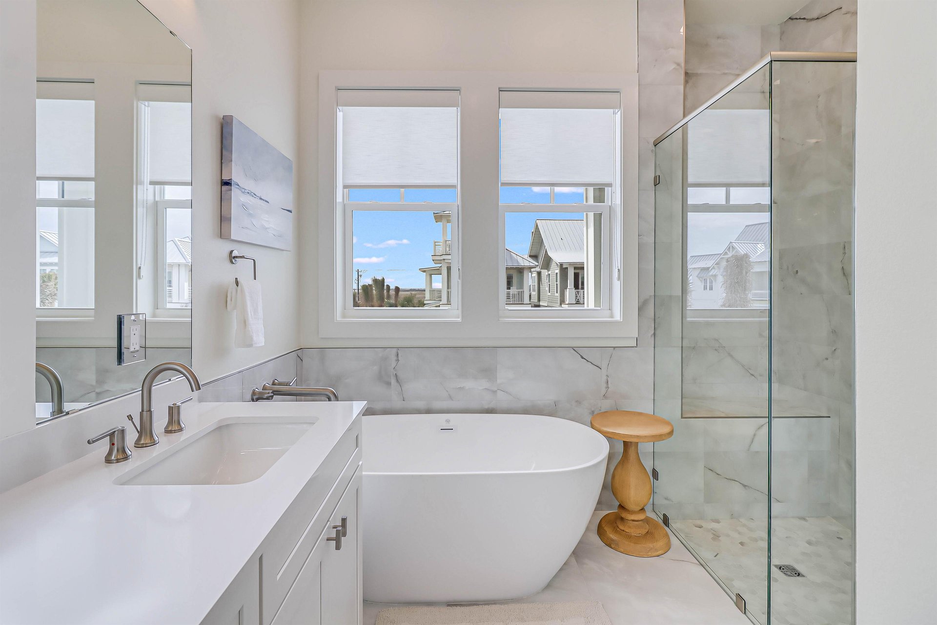 Primary King Bathroom, 2nd Floor