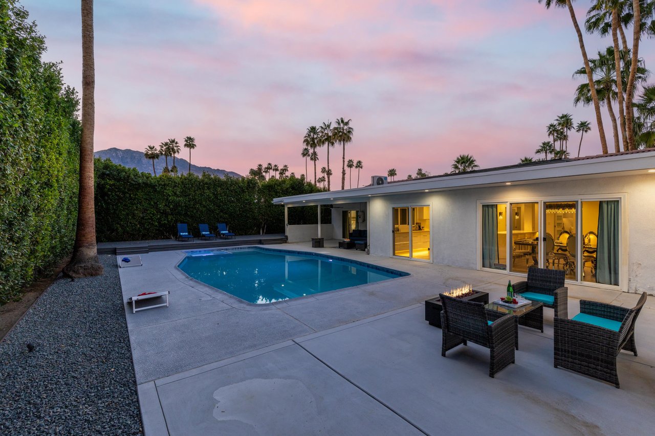 Gorgeous views next to the Fire Pit