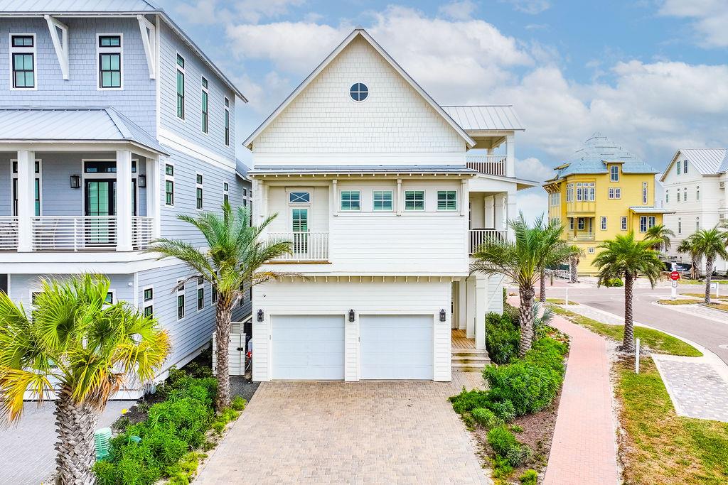 Back of House, Exterior