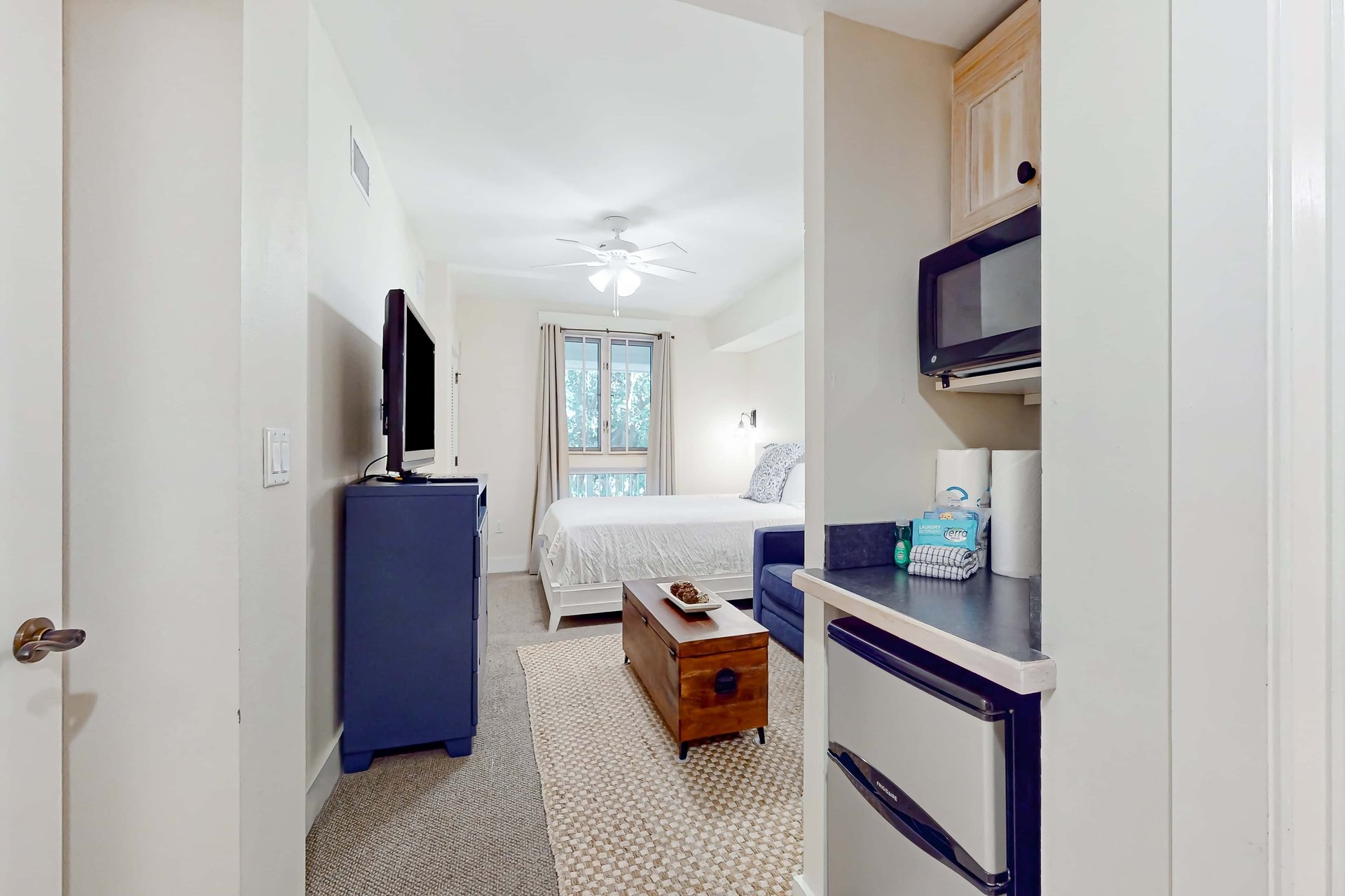 Baytowne Wharf  Pilot House 207 13