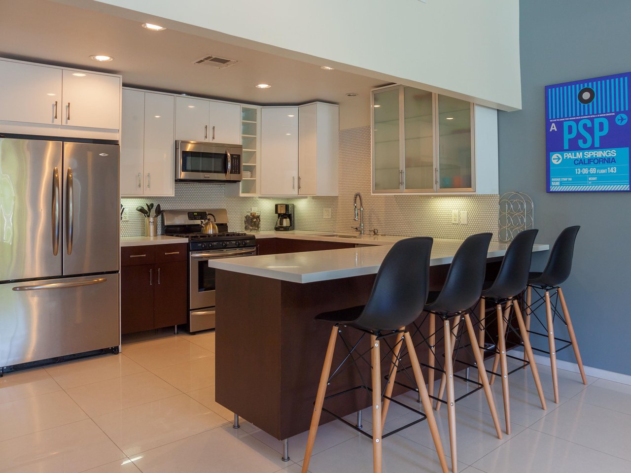 Beautiful breakfast bar