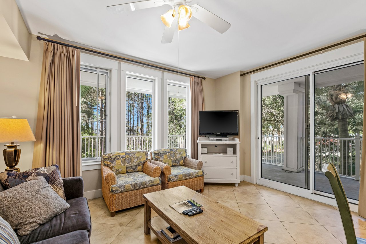 Baytowne Wharf  Market Street Inn 232234 Sand amp Serenity and Salty 1