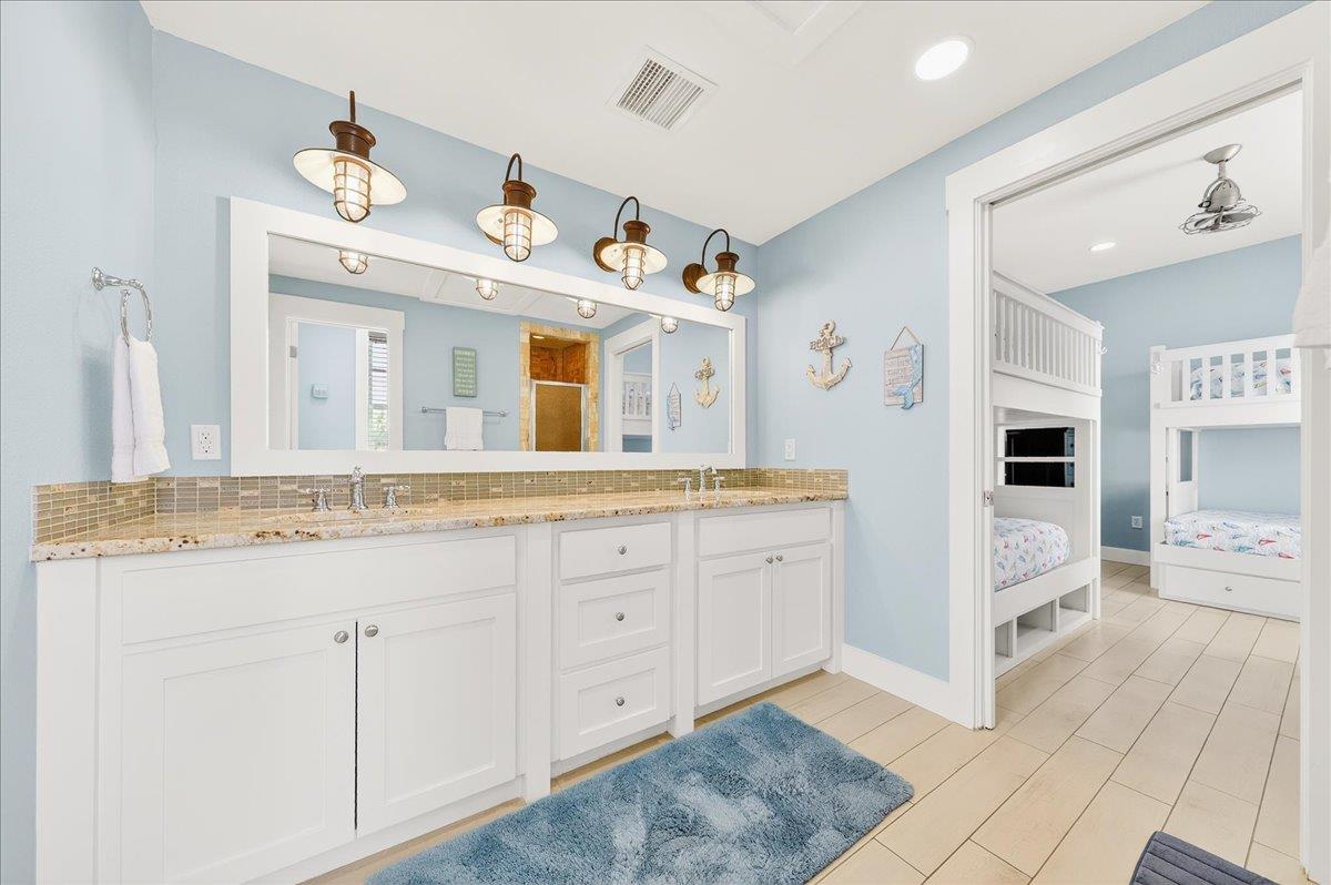 1st Floor, Jack and Jill Bathroom