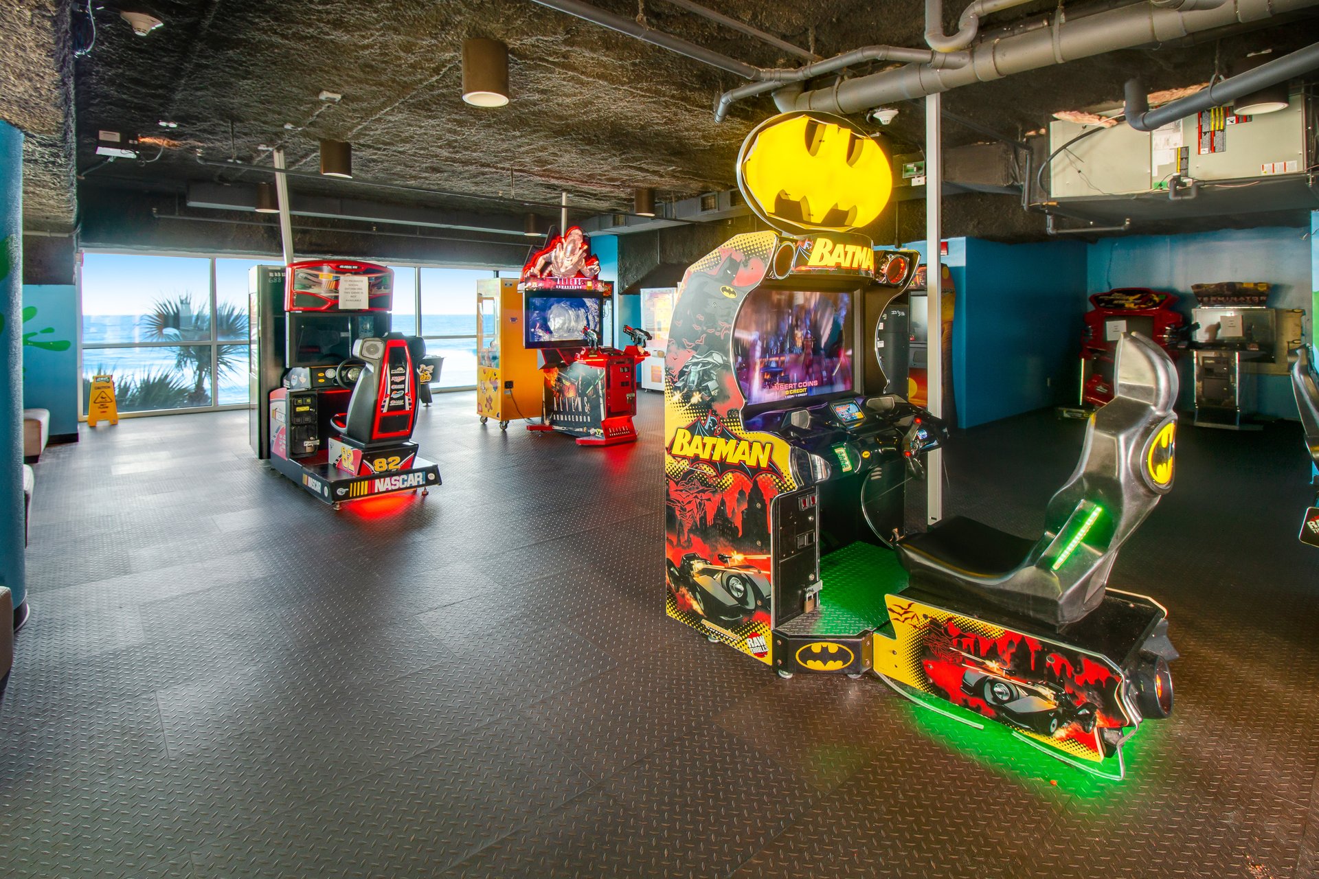 Splash Resort 1404W 31