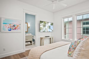 King Bedroom, 2nd Floor