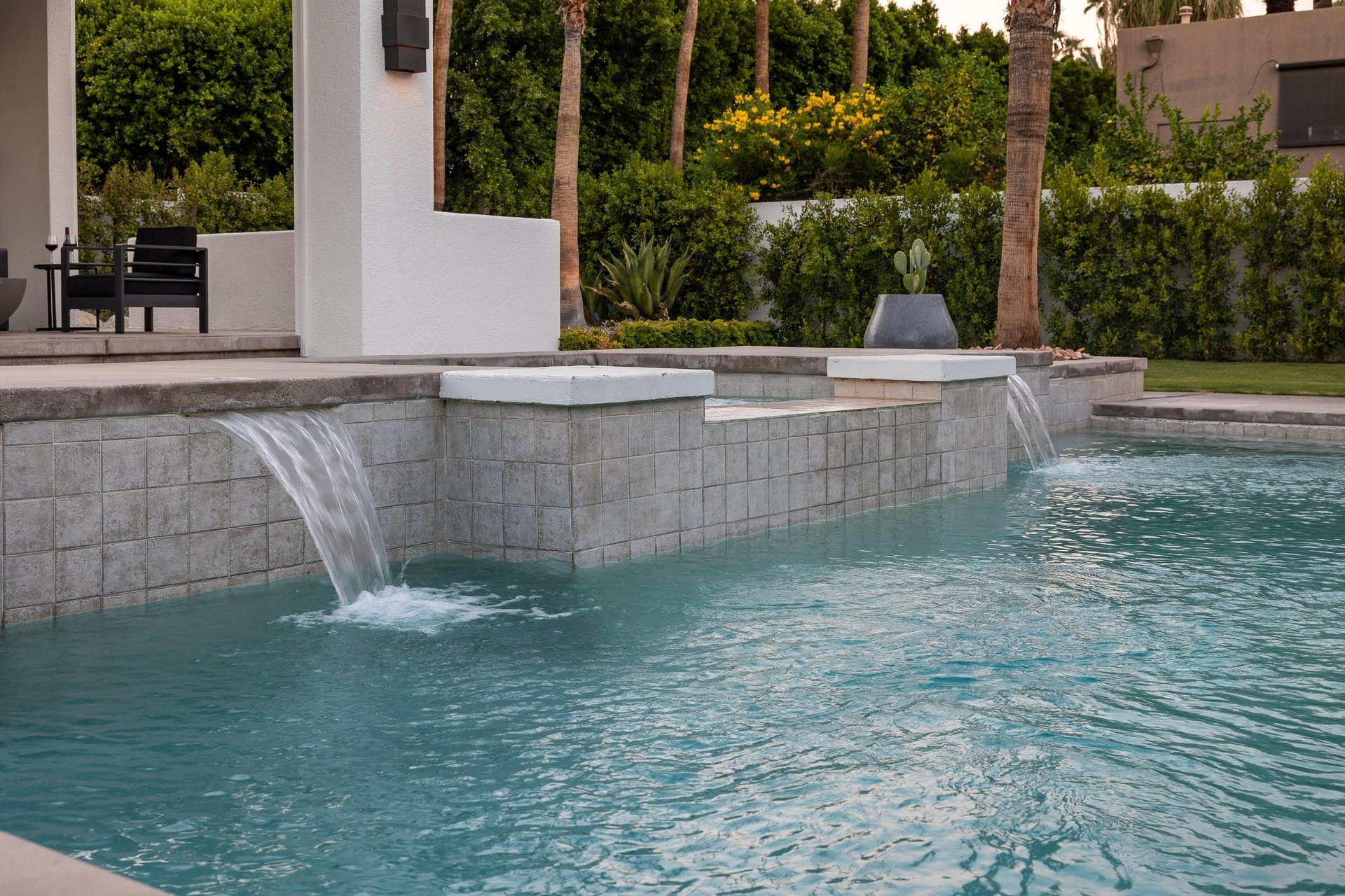 Waterfall feature