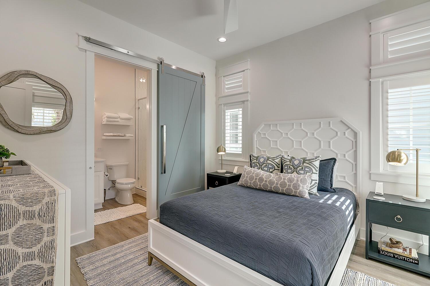 1st Floor Queen Suite