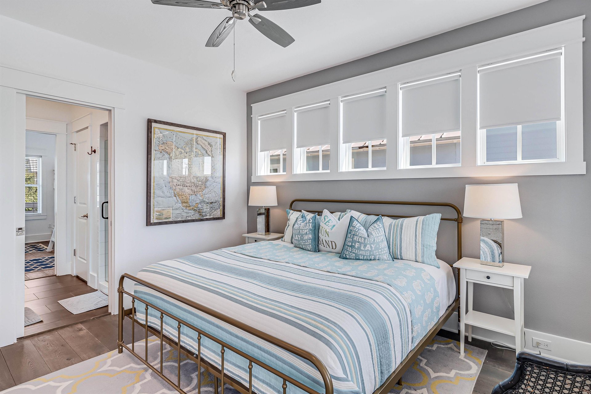 King Bedroom, 2nd Floor