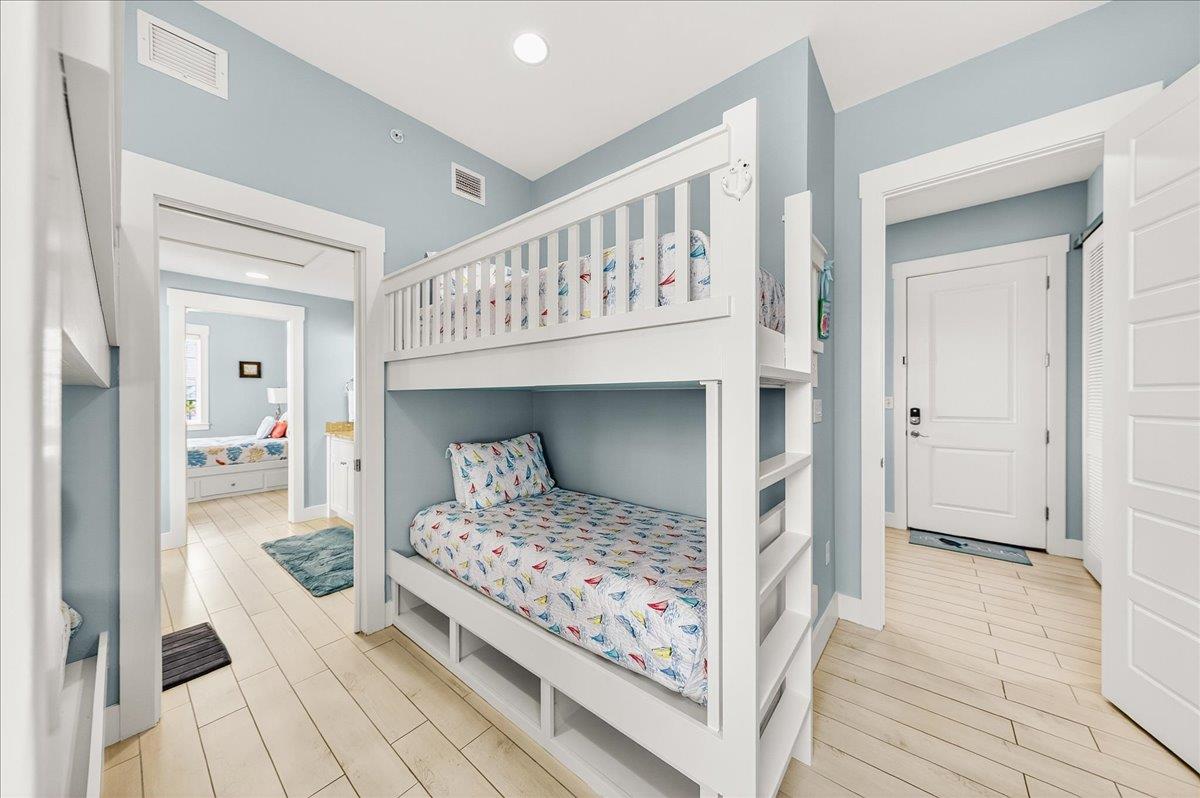1st Floor, Bunk Bedroom