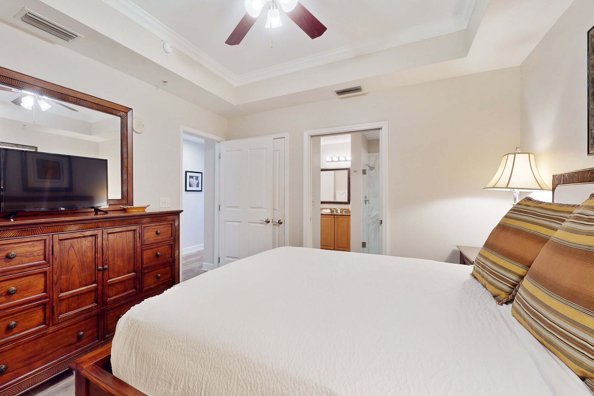 Reflections At Bay Point 506 10