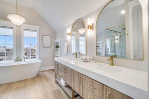 Primary King Bathroom, 3rd Floor