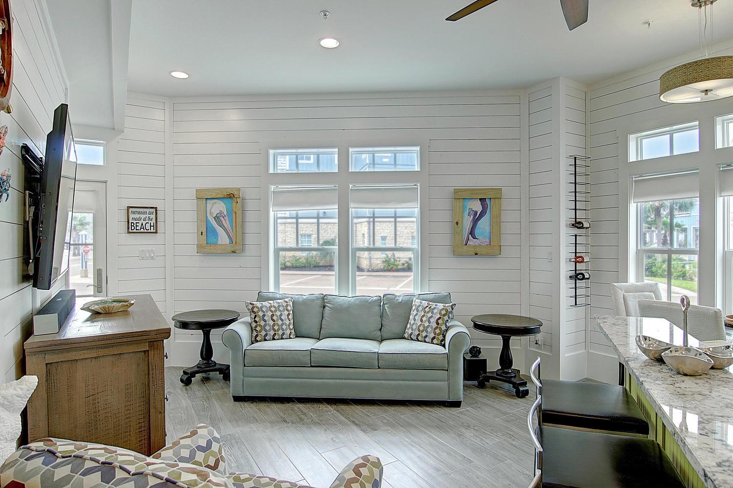 1st Floor Living Area