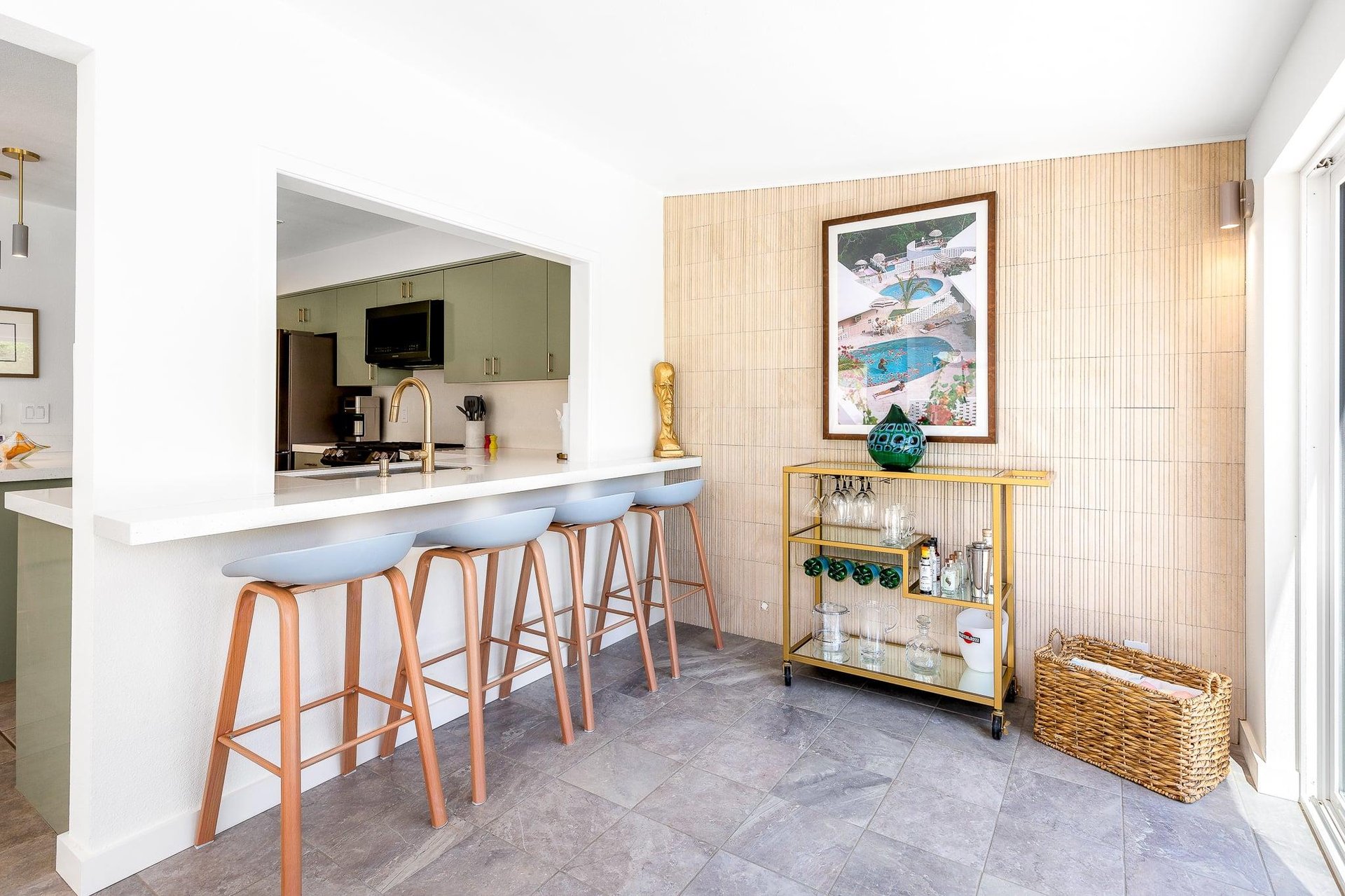 Breakfast Bar for Four