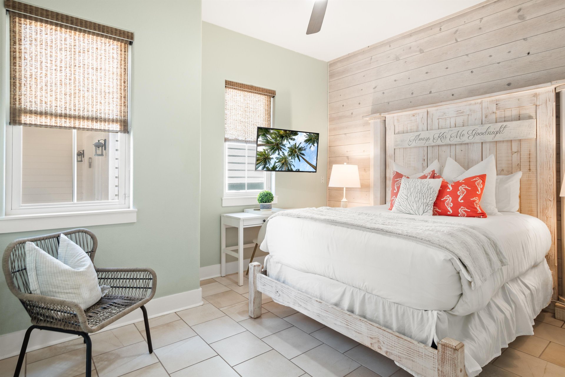 Queen Bedroom, 1st Floor