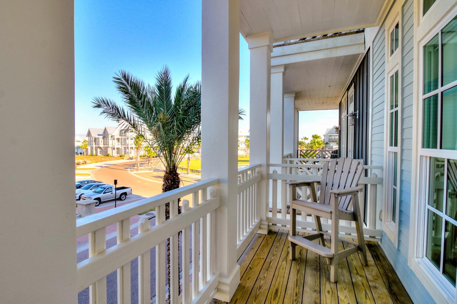 2nd Floor, Primary King Balcony