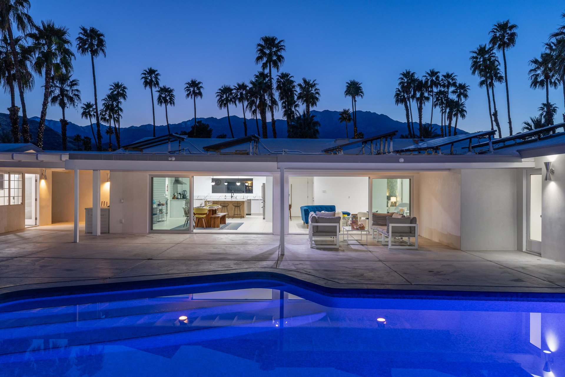 Gorgeous pool lighting for night dips