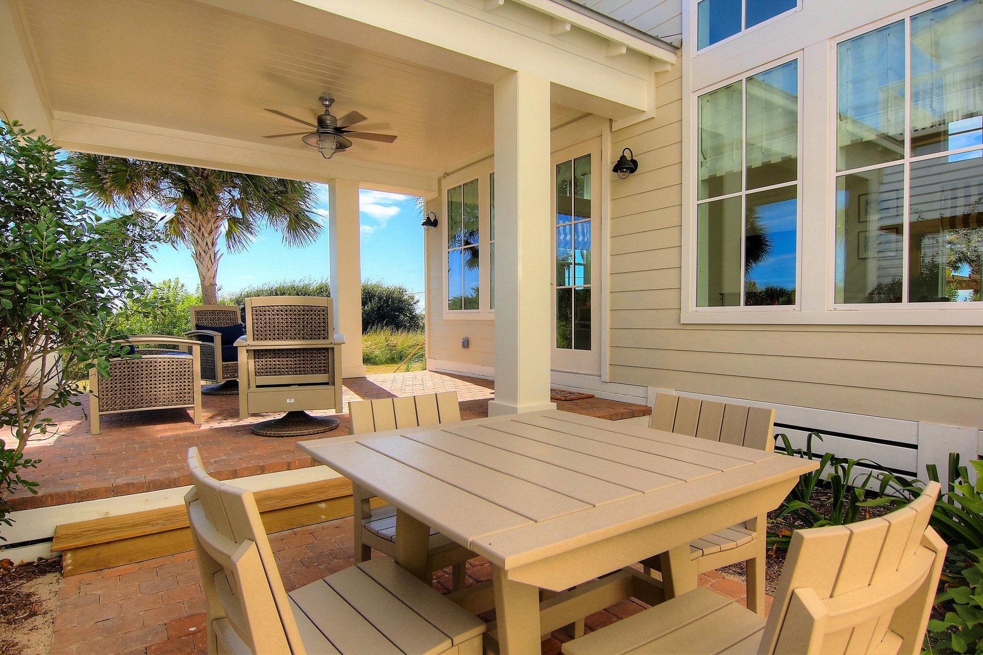 1st Floor, Patio