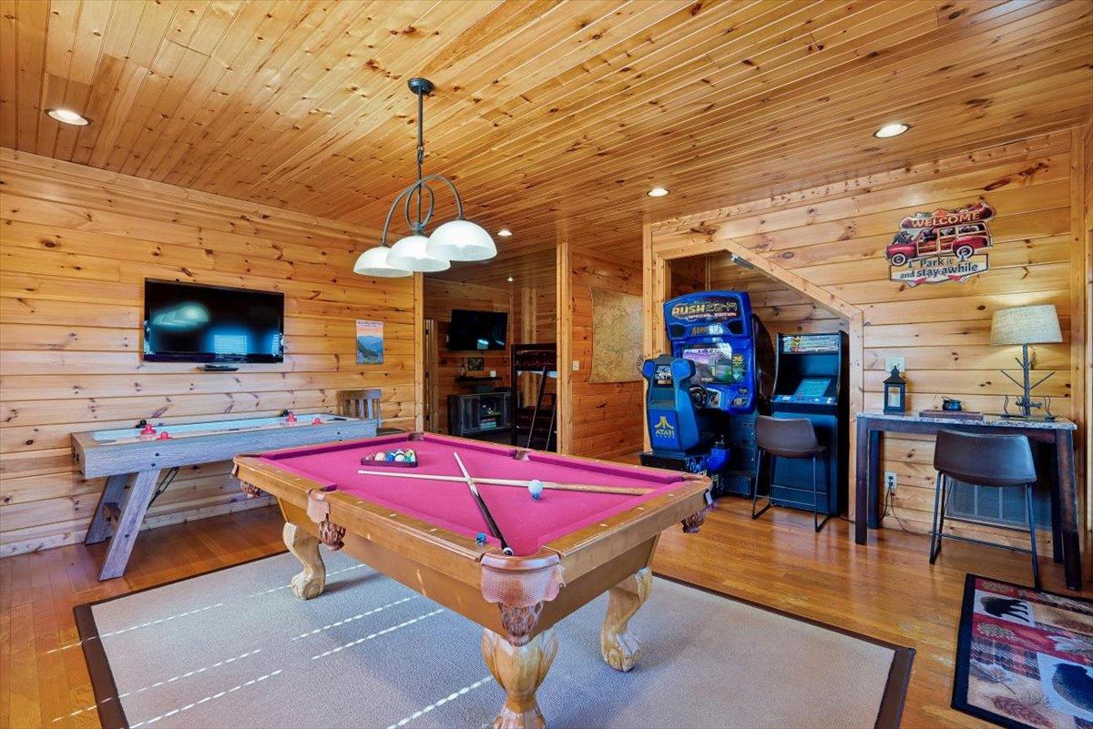 22Recreation Room