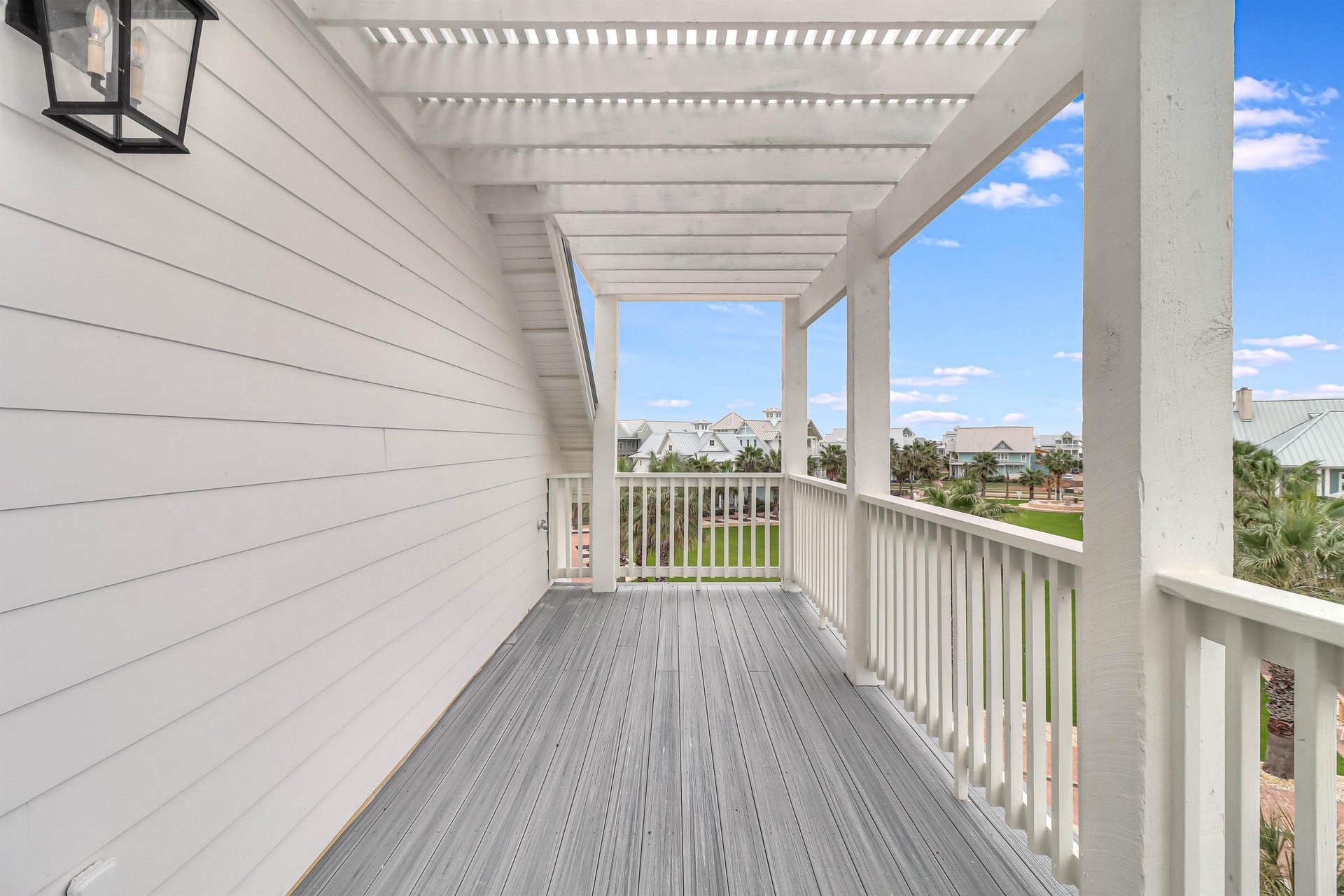 Great Lawn View Balcony, 3rd Floor
