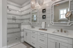 2nd Floor King Master Suite