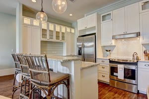 Breakfast Bar  Kitchen, 1st Floor