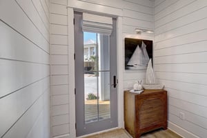 Entry Way, 1st Floor