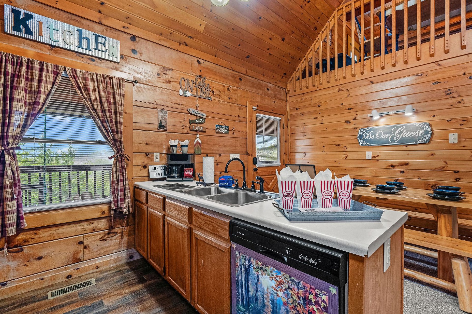 devinelakelodge5