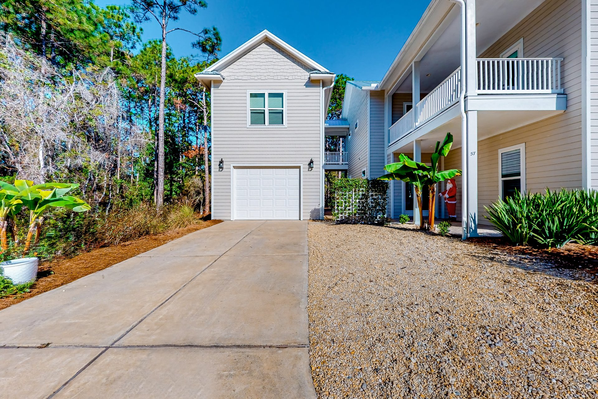 Calm Waters  Carriage House 15