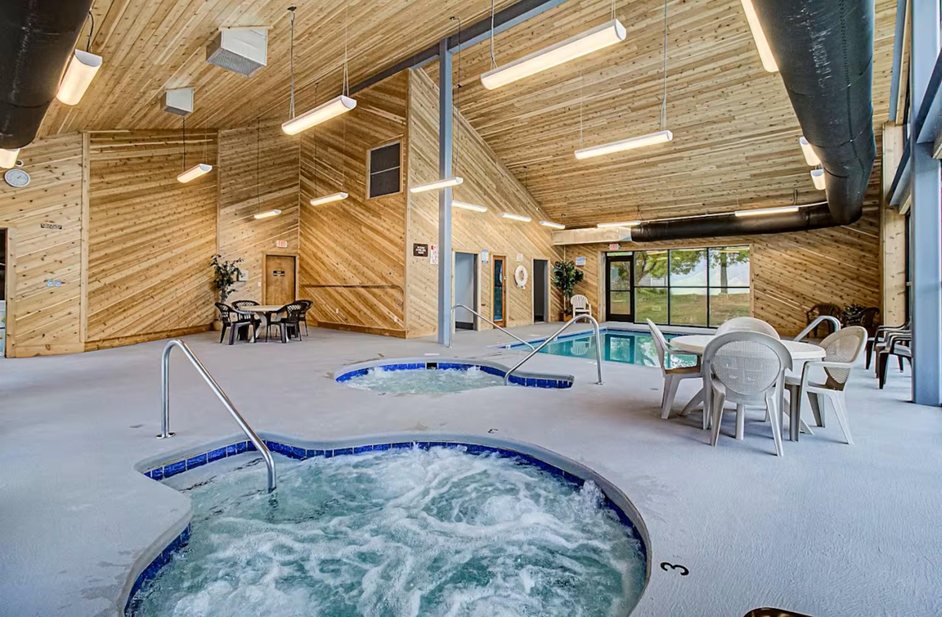Resort Hot Tubs