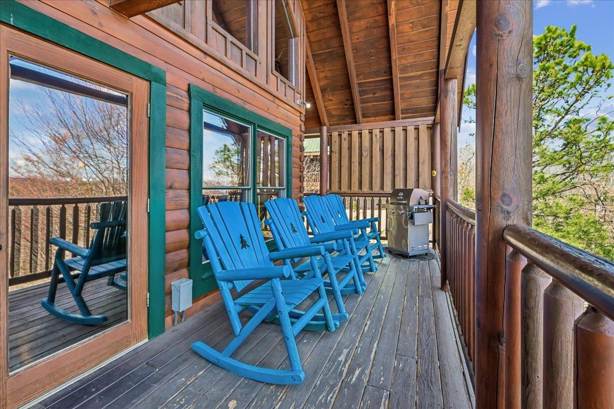 Exterior Shot Deck w seating for 4