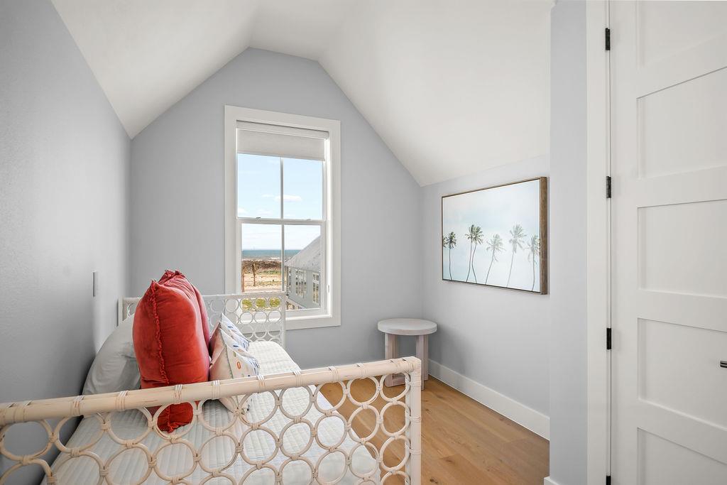 King and Twin Bedroom, 3rd Floor