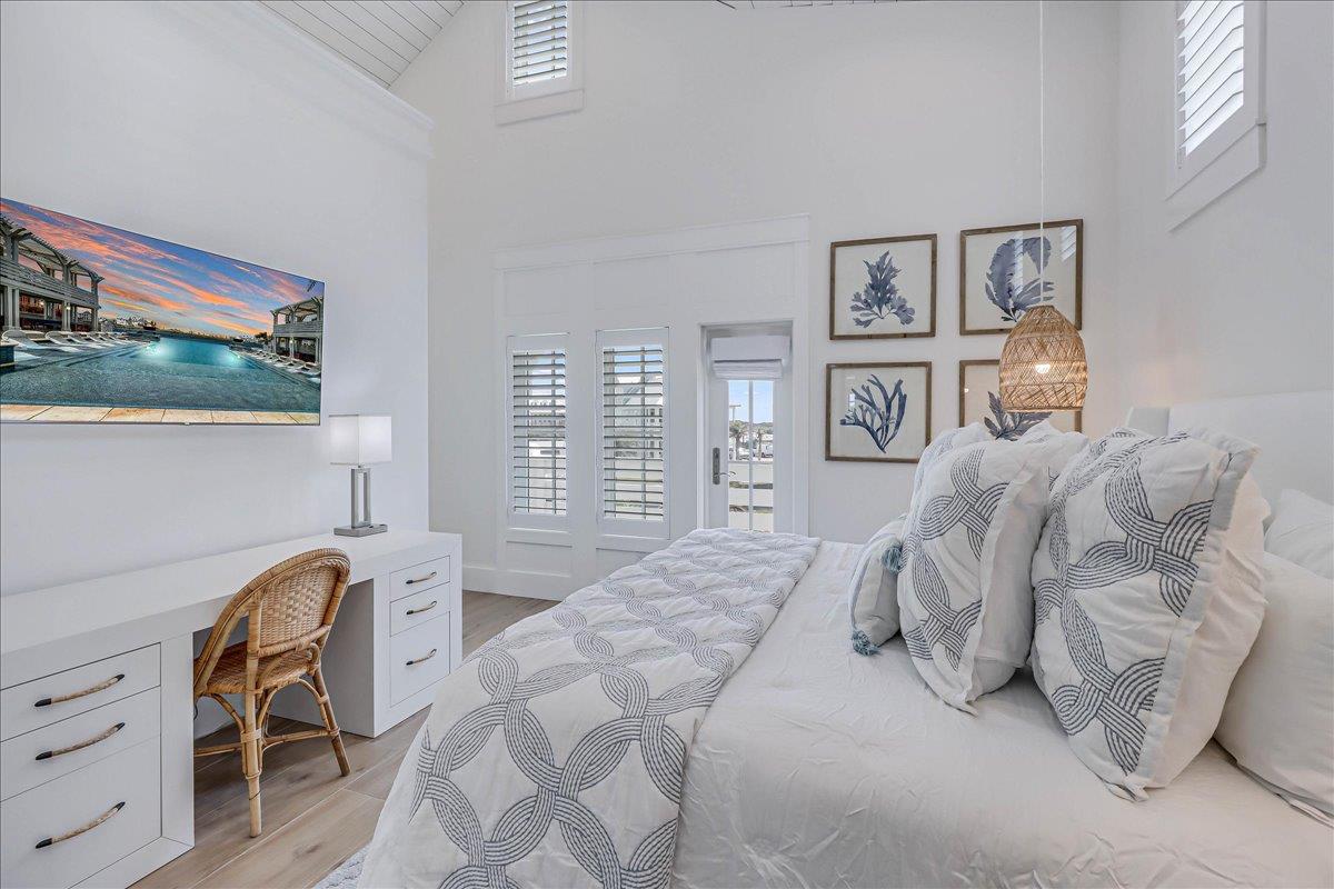 2nd Floor, Primary King Bedroom