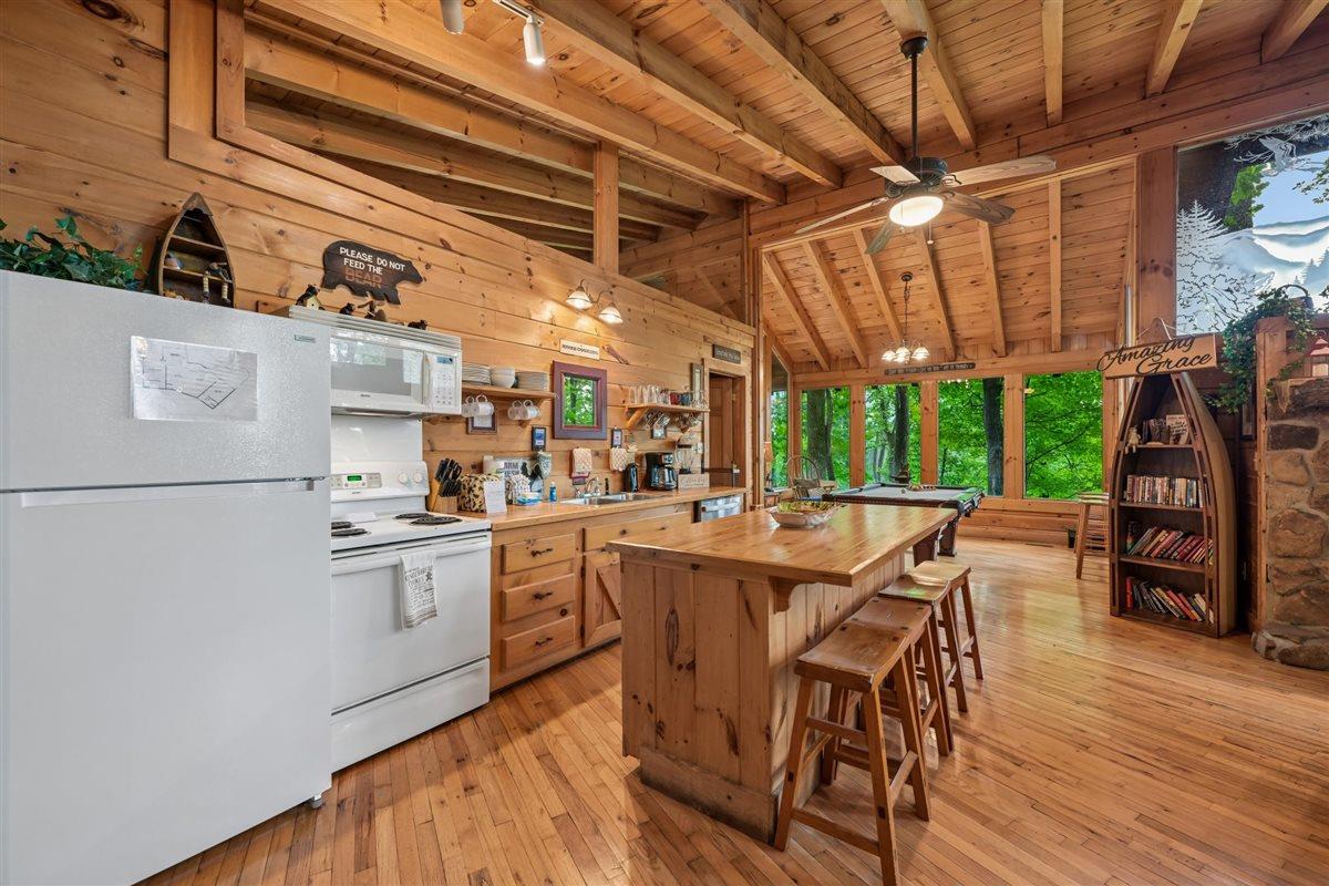 10Kitchen
