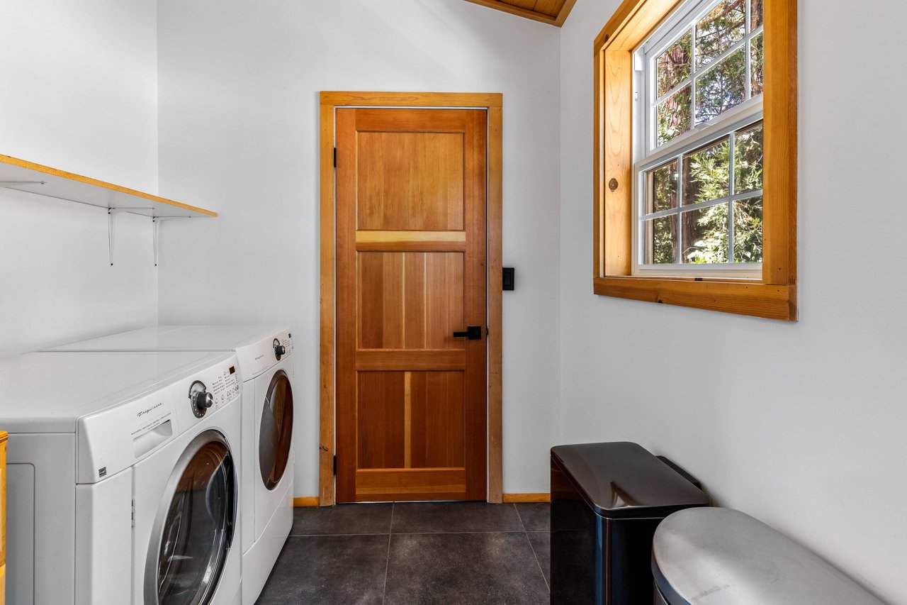 WasherDryer available for guest use.