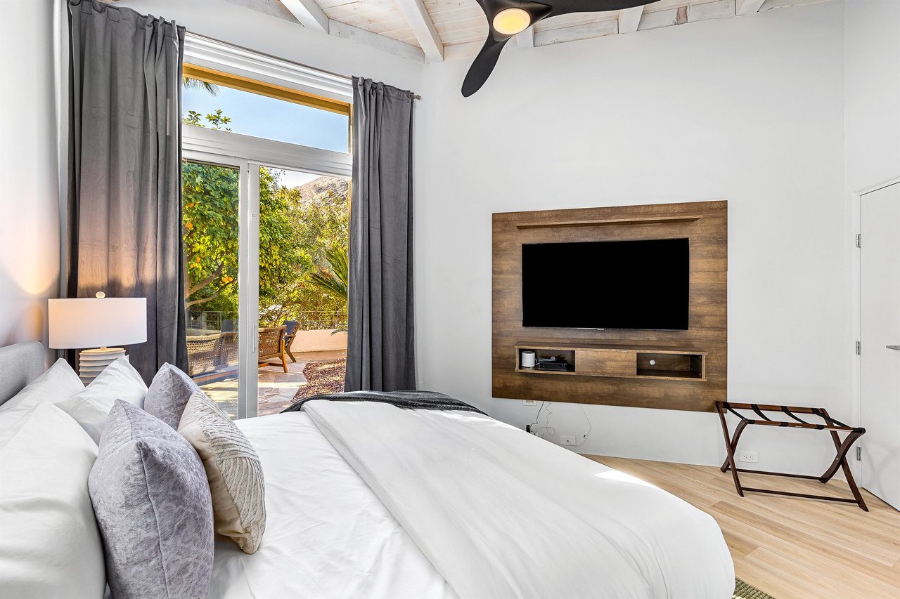 Relaxing guest bedroom