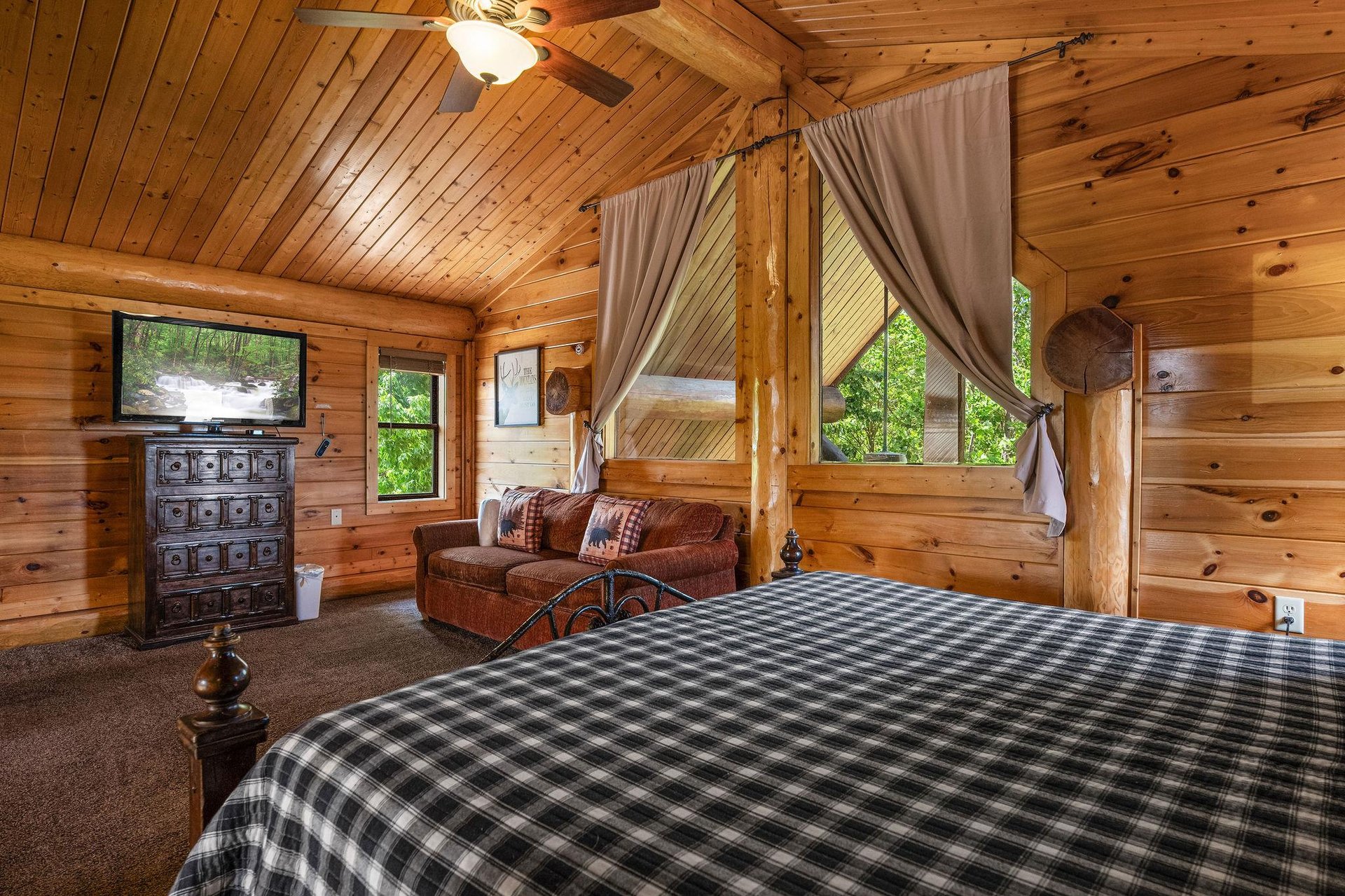 King Bedroom
