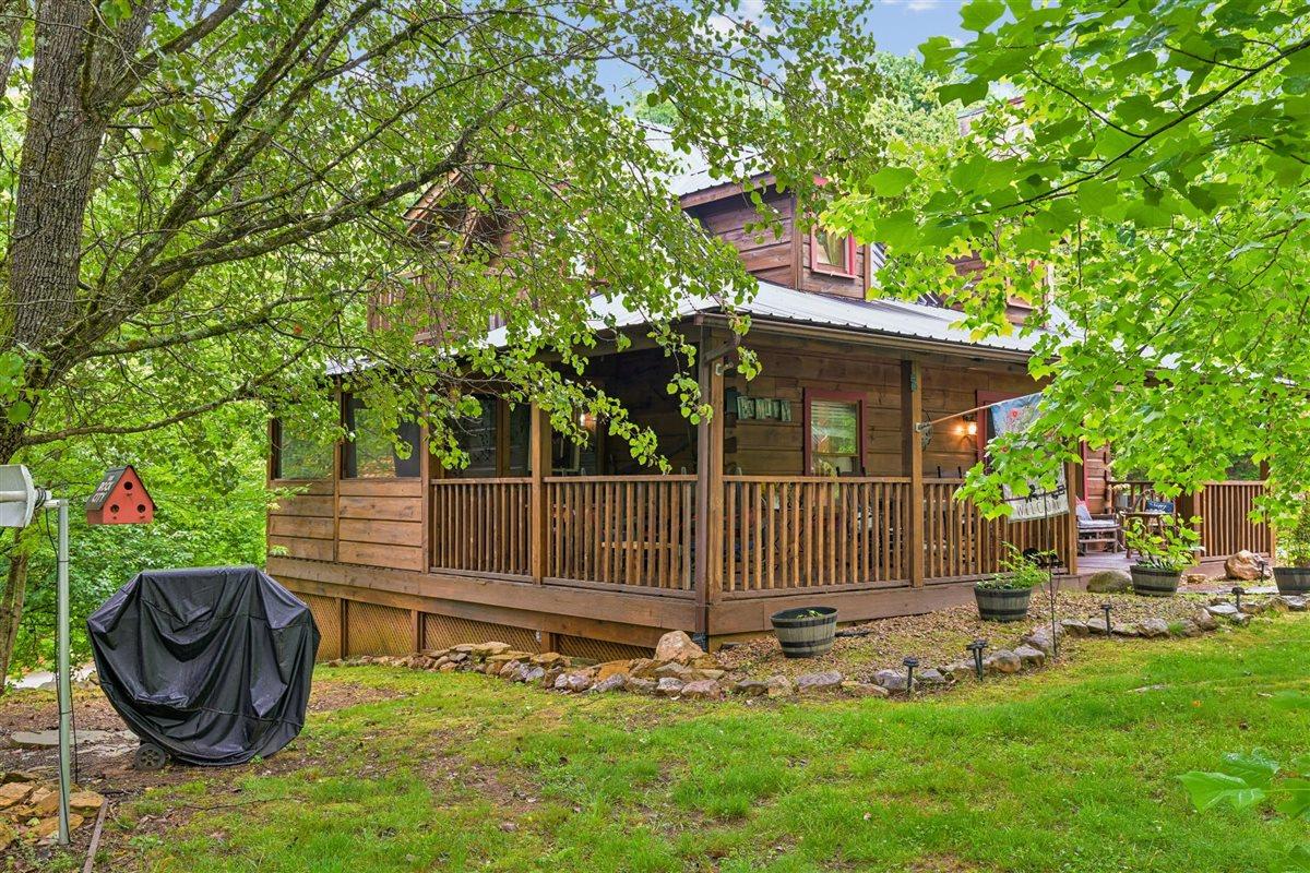 04Back Elevation