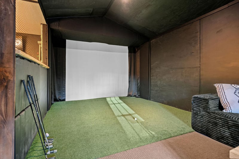 golf simulator