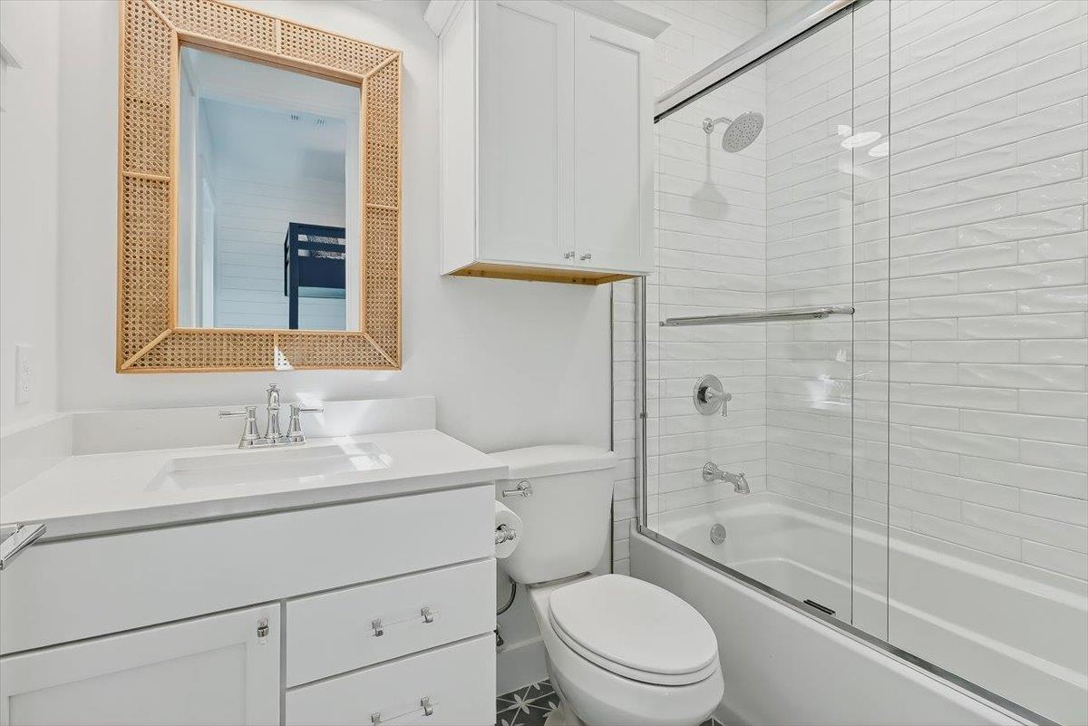 2nd Floor, Bunk Bathroom