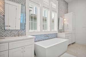 Primary King Bathroom, 1st Floor