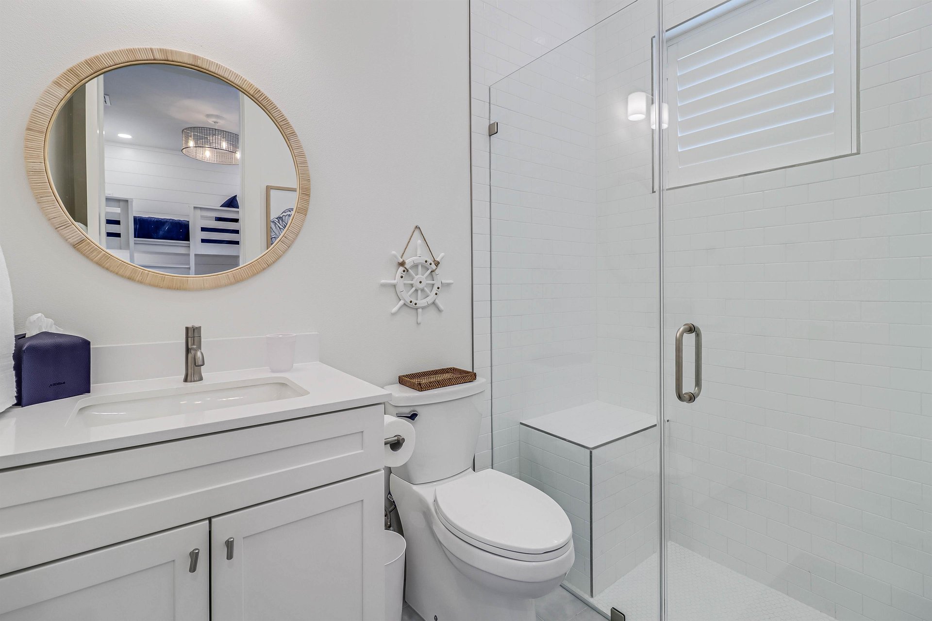 Bunk Bathroom, 1st Floor