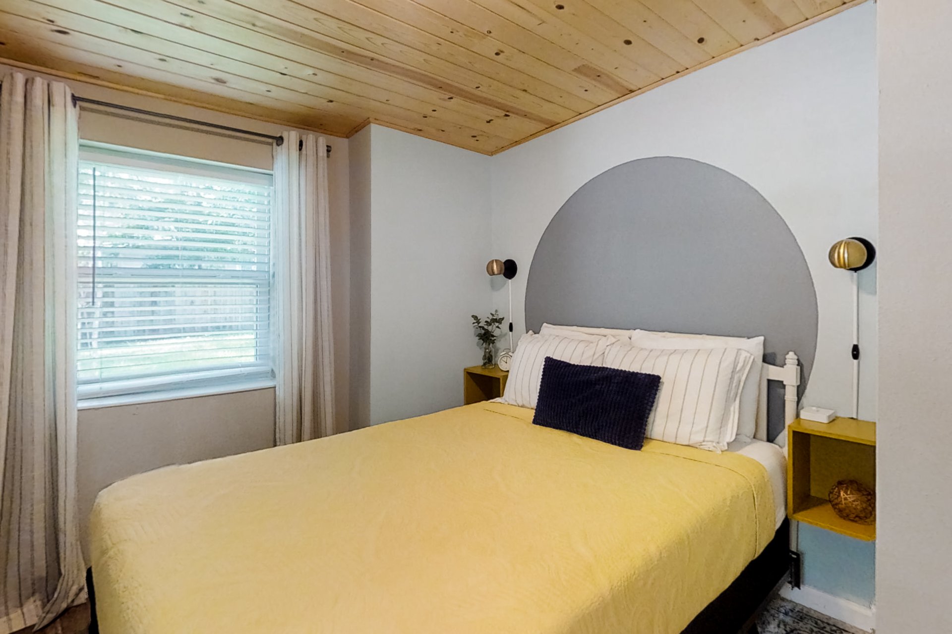 Cape Avenue Escape 16