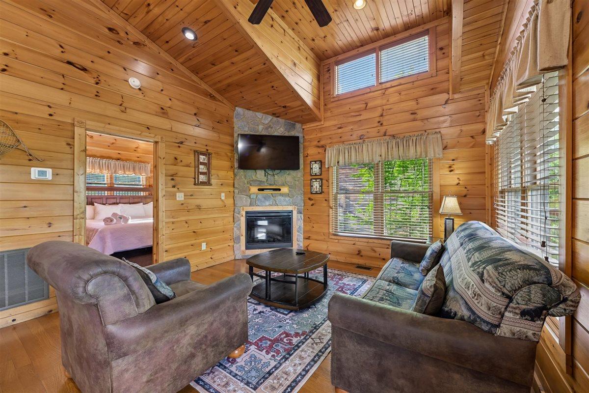 10Living Room