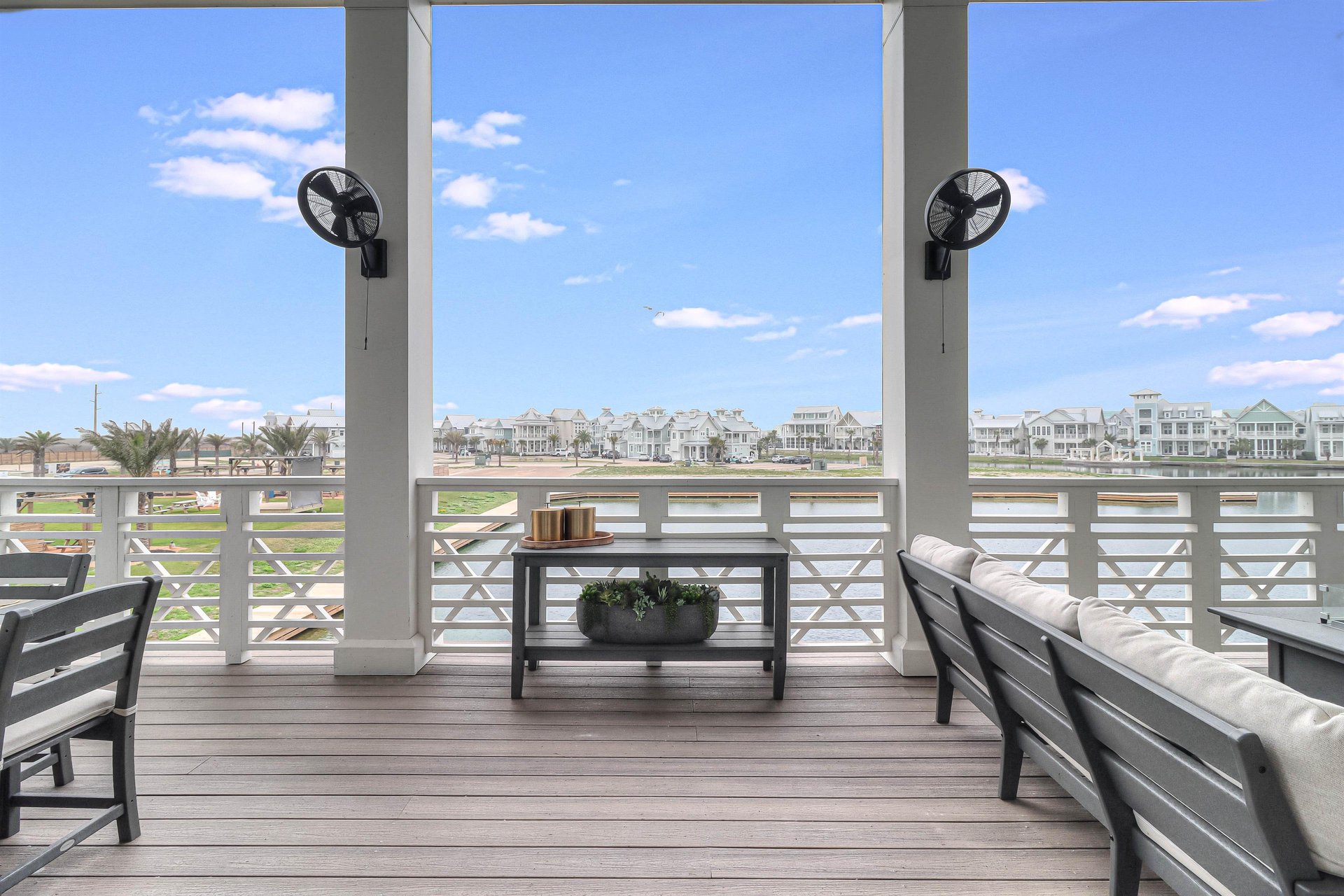 Lakeside Balcony With Fans, 2nd Floor