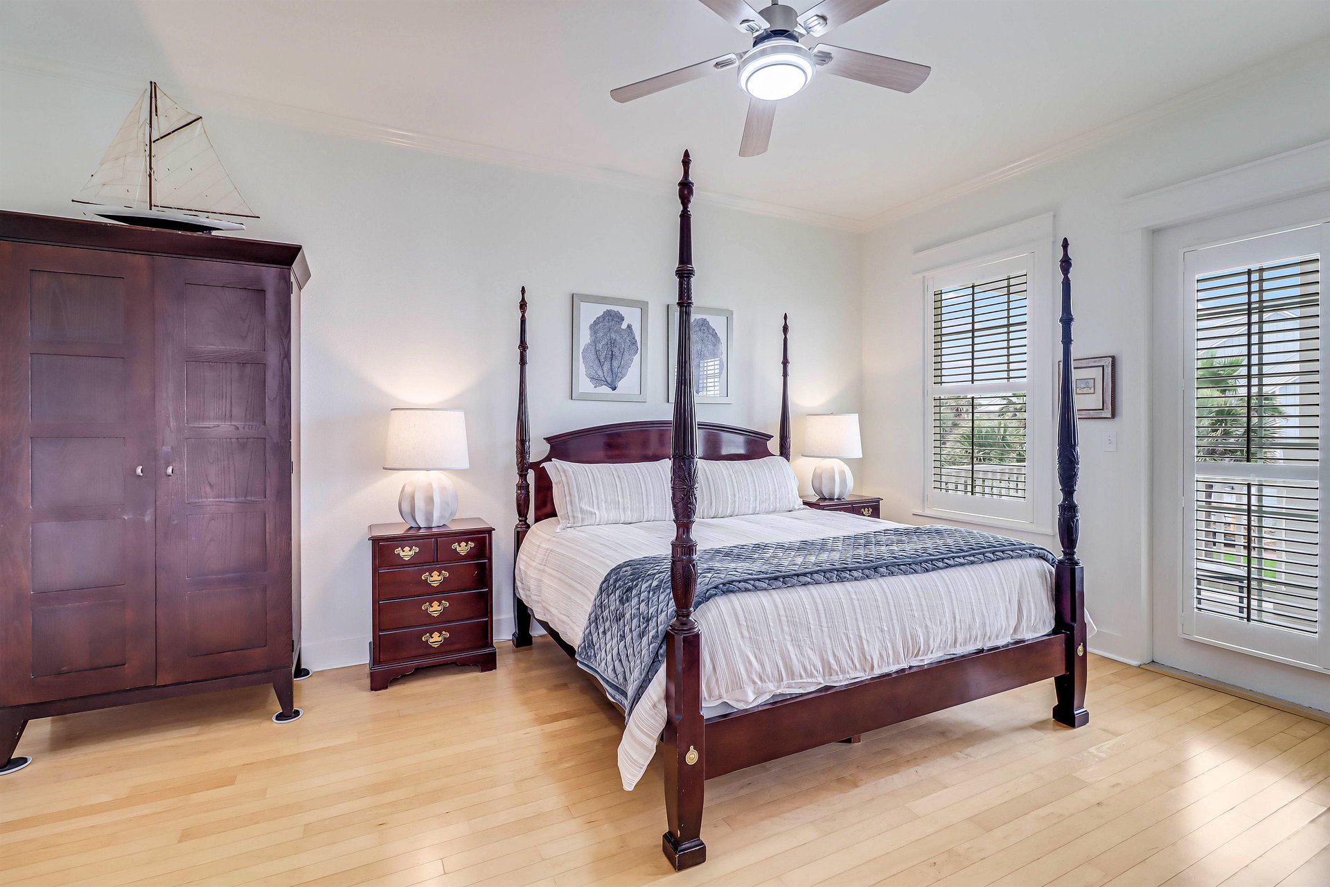 Primary King Bedroom, 2nd Floor