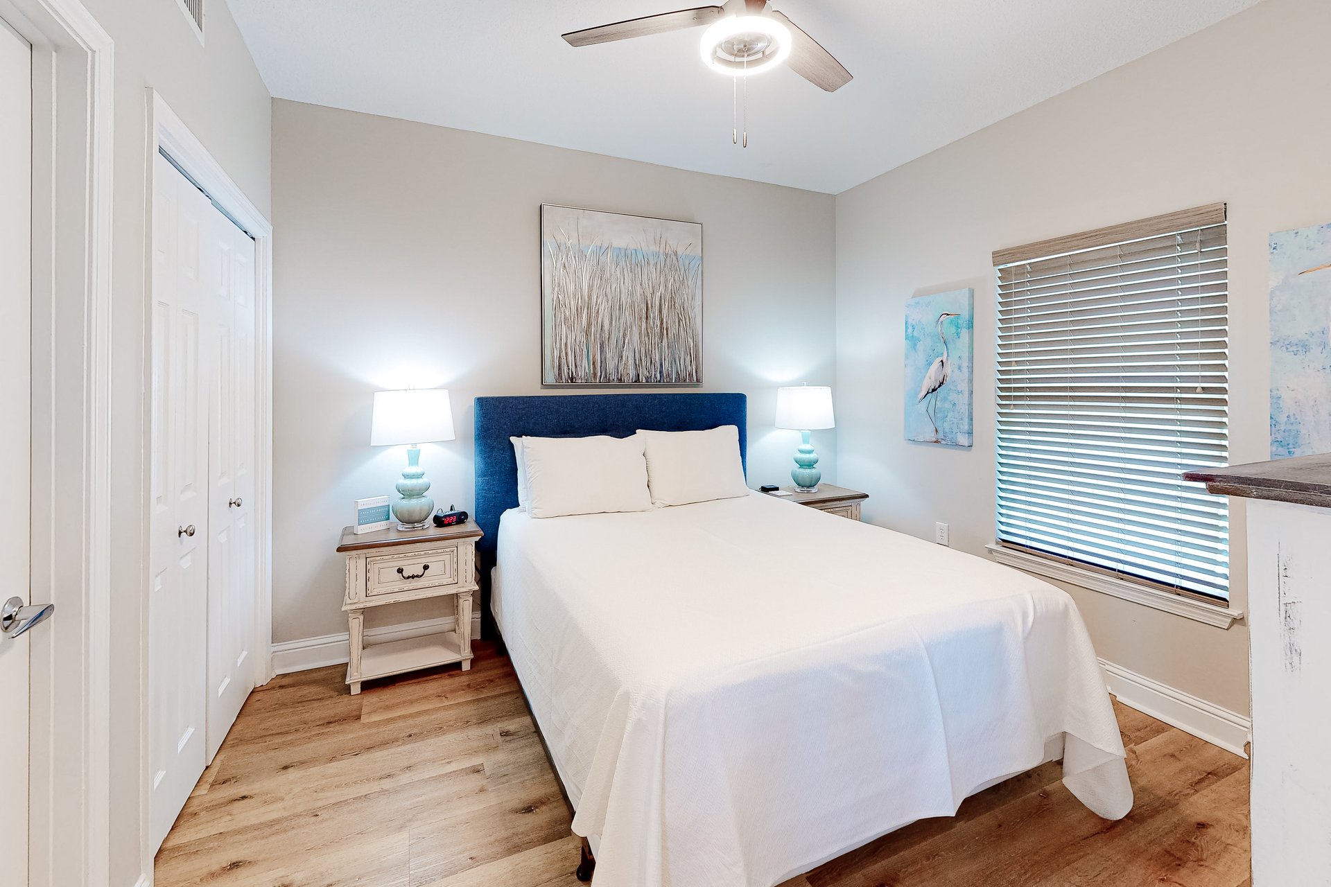 Crystal Shores 601 16