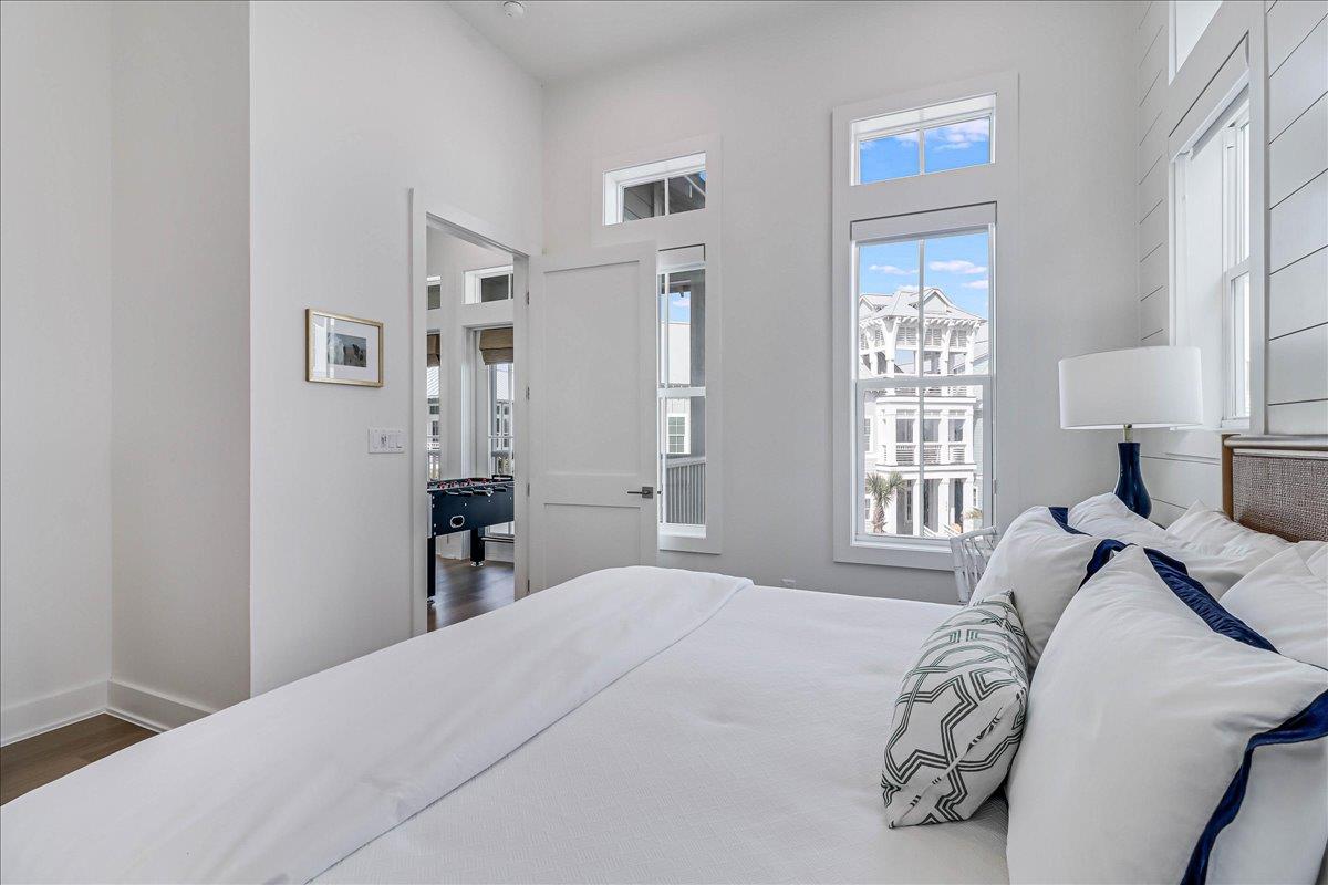 Third King Bedroom, 2nd Floor