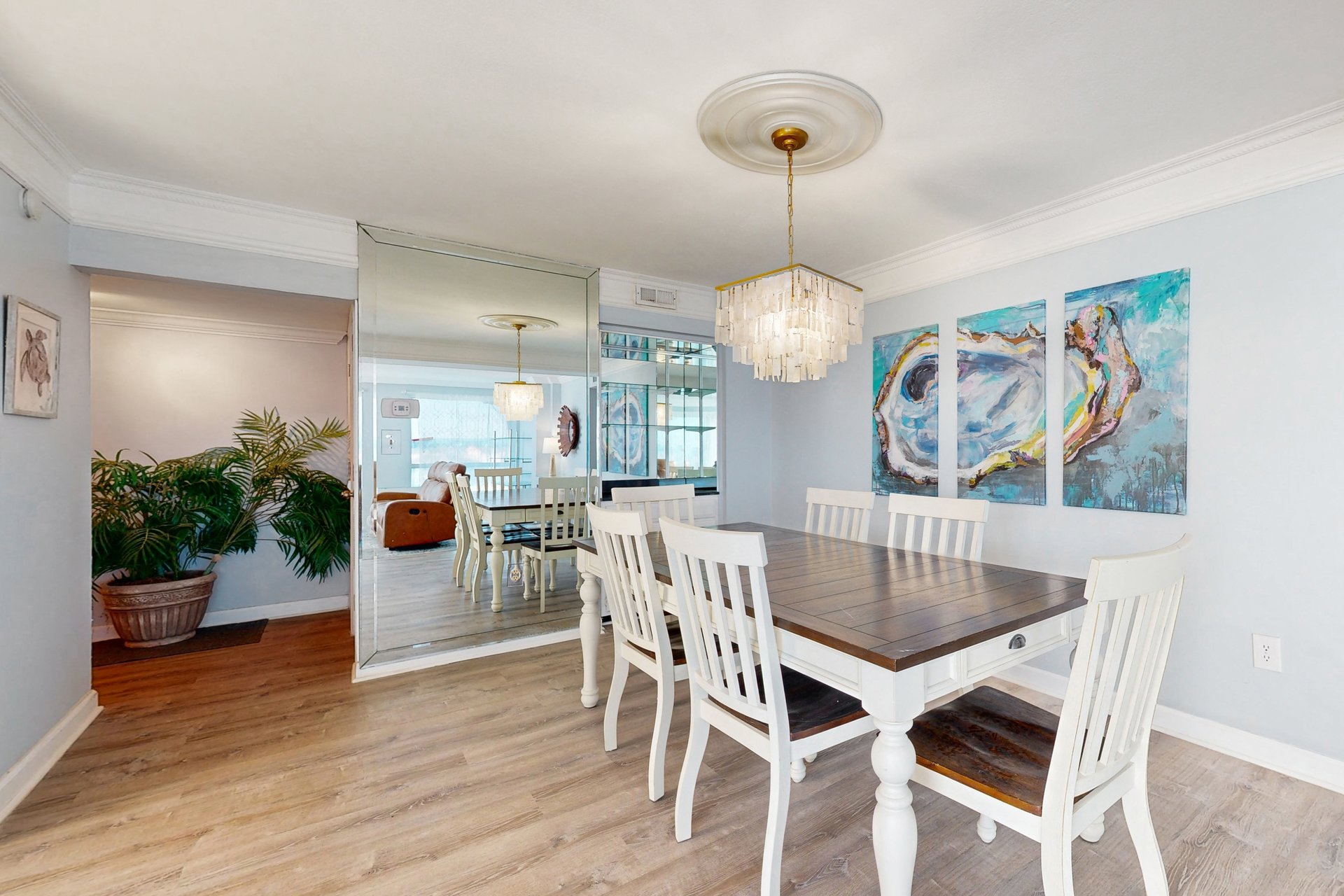 Shoreline Towers 3071 10