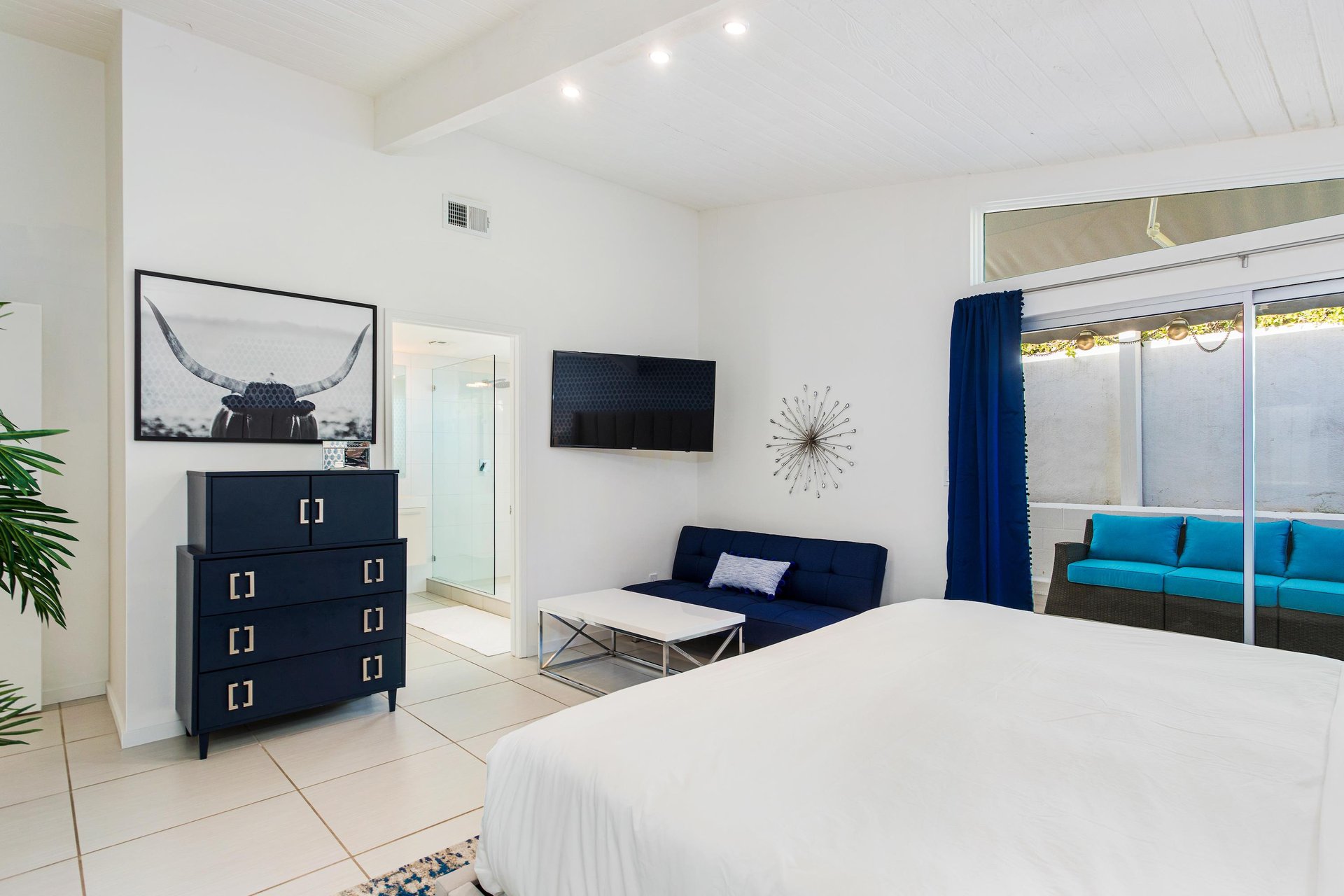 Spacious guest bedroom